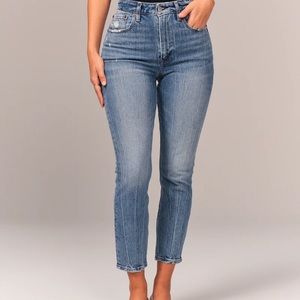 Abercrombie & Fitch Curve Love High Rise Mom Jean